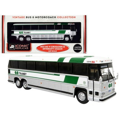 1980 MCI MC-9 Crusader II Intercity Coach Bus Toronto (Canada) "GO Transit" 1/87 (HO) Diecast Model by Iconic Replicas