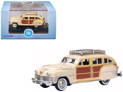 1942 Chrysler Town & Country Woody Wagon Catalina Tan w/Wood Panels & Rack 1/87 HO Scale Diecast Model Car by Oxford Diecast