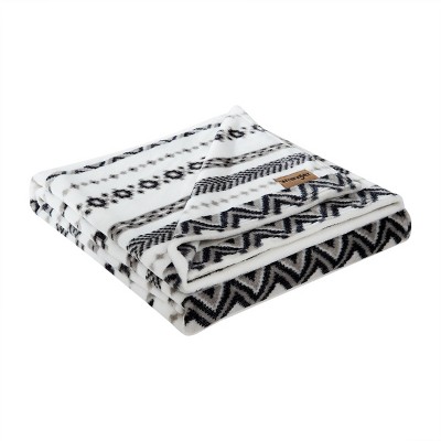 50"x70" Diamond Trail Reversible Throw Blanket - Wrangler