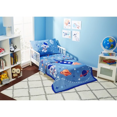 EVERYDAY KIDS 4 Piece Toddler Bedding Set - Outer Space Adventures - Includes Comforter, Flat Sheet, Fitted Sheet and Reversible Pillowcase