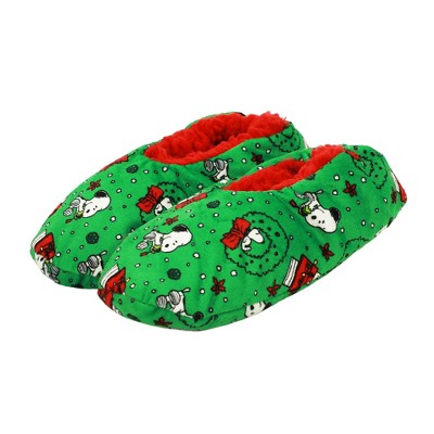 Peanuts Snoopy Holiday Print Youth Green Slipper Socks
