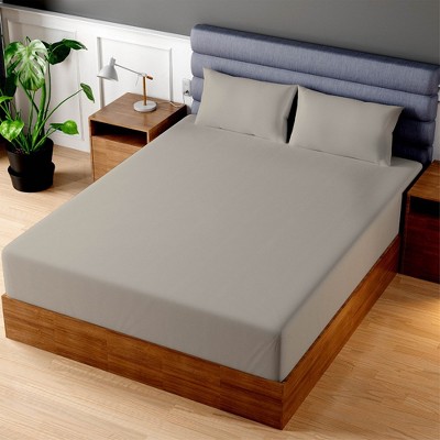Luxurious Hotel Quality Fitted Sheet – 100% Cotton – Ultra Soft and Skin Friendly– Easy Care & Snug Fit