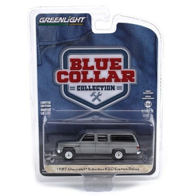RAW CHASE 1/64 1987 Chevrolet Suburban K20 Custom Deluxe  Blue Collar 13 35280-D