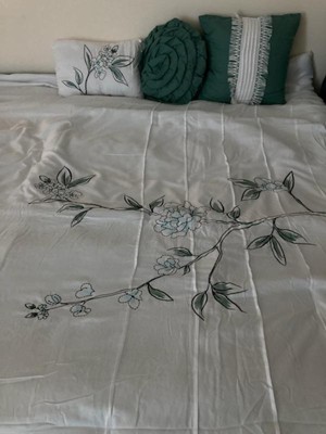 Guest review image 2 of 3, zoom in