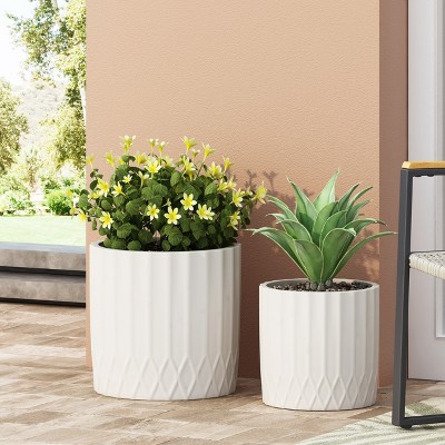 Christopher Knight Home Evans Outdoor Lightweight Concrete Medium and Large Planter Set, Antique White