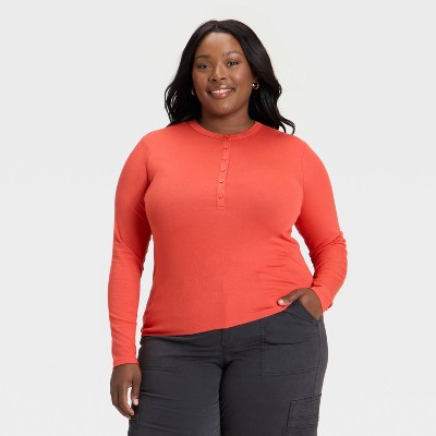 Women's Long Sleeve Henley Shirt - Universal Thread™
