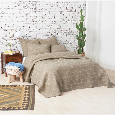 carol & frank Saunders Bedding