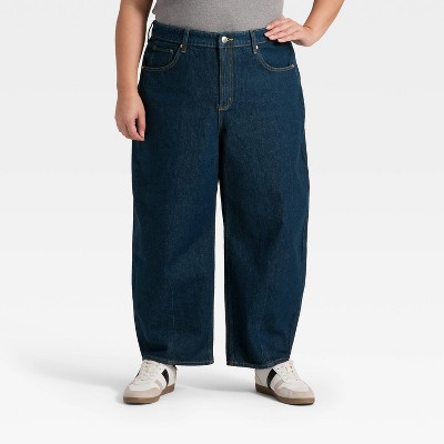 Women's High-Rise Easy Barrel Ankle Jeans - Universal Thread™