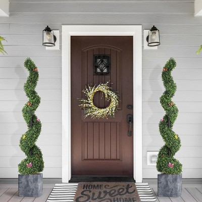 Set of 2 – 5ft Artificial Boxwood Spiral Topiary Trees with Insect Decorations – UV-Resistant Evergreen Faux Plants for Indoor & Outdoor Decor