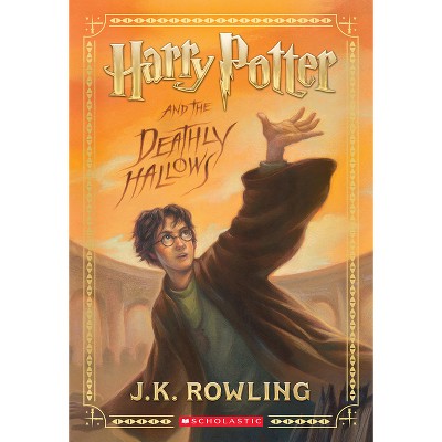 Harry Potter and the Deathly Hallows (Harry Potter, Book 7) - by  J K Rowling (Paperback)