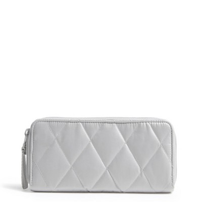 Vera Bradley Women's Outlet Ultralight Essential Continental Wallet