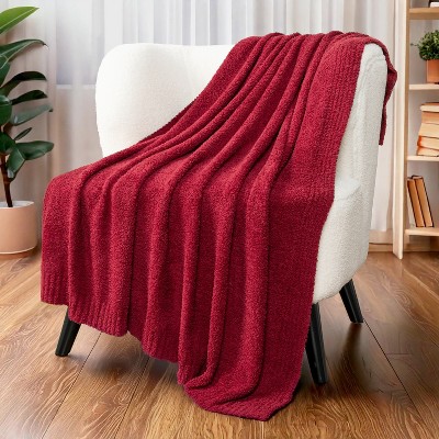 PAVILIA Plush Knit Throw Blanket for Couch Sofa Bed, Super Soft Fluffy Fuzzy Lightweight Warm Cozy All Season
