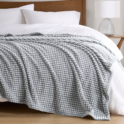 Back Printed Microvelour Plush for All Seasons, Grid Design in 100% Polyester, Lightweight Decorative Layer