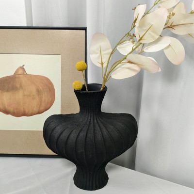 Artloge Heart Shaped Contours Matte  Resin Flower Vase Black/ White