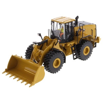 Diecast Masters 1/50 CAT 966 GC Wheel Loader 85682
