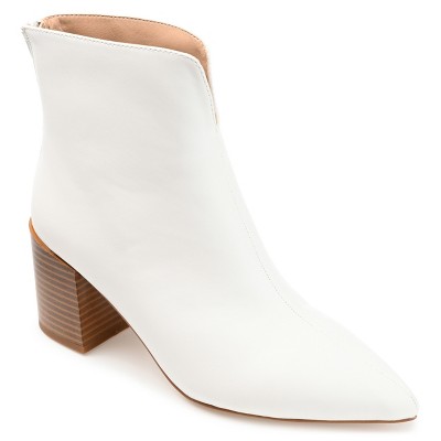 Journee Collection Womens Kayden Tru Comfort Foam Back Heel Zip Stacked Heel Booties Ivory 12