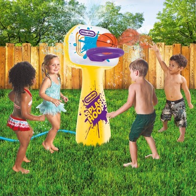 Little Tikes Basketball Sprinkler Set with 1 Ball: Outdoor Play Sprinkler for Kids