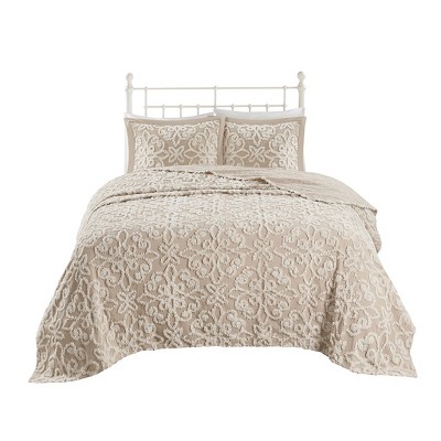 Gracie Mills Eldridge 3-Piece Tufted Chenille Floral Medallion Bedspread Set