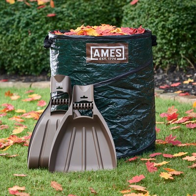 Leaf Collecting Tool Set with Garden Claws and Collapsible Garden Waste Bag for Leaves, Mulch and Other Debris - True Temper