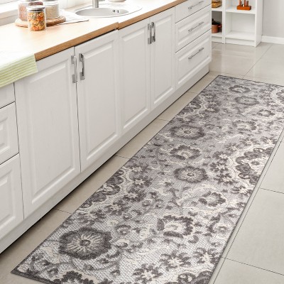 Gordes Paisley High-Low Indoor/Outdoor Area Rug - JONATHAN Y