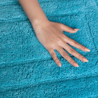 Knightsbridge Stylish And Comfortable All Season Traditional Racetrack Design Cotton Bath Rug Aqua