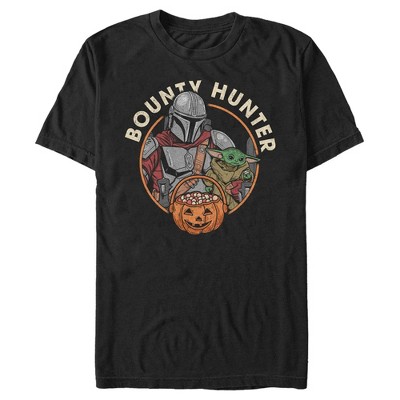 Men's Star Wars: The Mandalorian Halloween Candy Bounty Hunter Din Djarin and Grogu T-Shirt