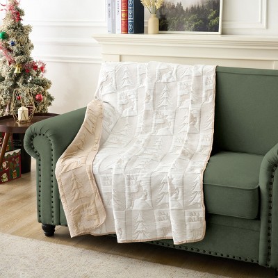 Greenland Home Fashions Reindeer Games Throw Blanket – 50x60 Inches, Holiday Print, Reversible Microfiber