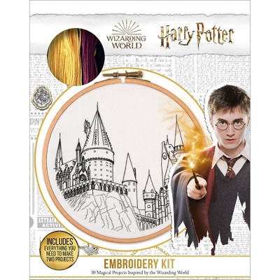Harry Potter Embroidery - by Deborah Wilding (Hardcover)