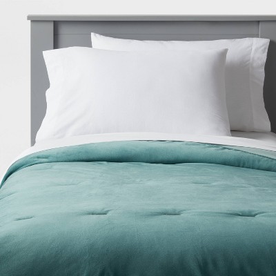 Velvet Kids' Quilt - Pillowfort™