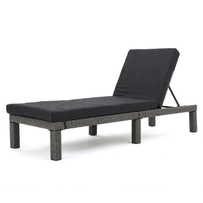 Outdoor PE Rattan Chaise Lounge Chair with Cushion,Wicker Patio Lounger for Garden,Iron Frame Chaise Lounge with All-Weather Design-Koiai