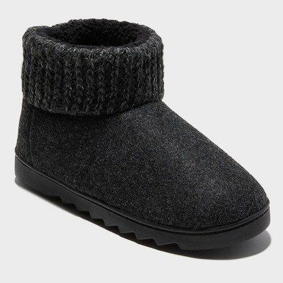 dluxe by dearfoams Women's Bella Quilted Bootie Slippers - Gray