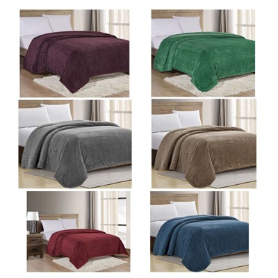 Noble House Extra Heavy and Plush Chevron Braided Blanket