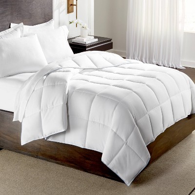 Hotel Laundry Full/Queen All Seasons down Alternative Comforter: Midweight, Hypoallergenic, Machine Washable