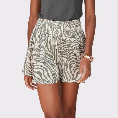 Women's Smocked Waist Flowy Shorts - LASCANA