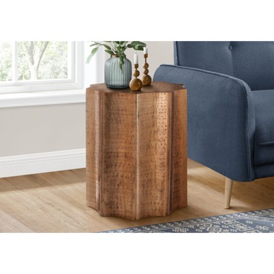 FONTOI Scalloped Side Table, Bedside Table with Hammered Texture, Nightstand for Living Room, Bedroom, No assembly Required, Copper, 20"*22"*20"
