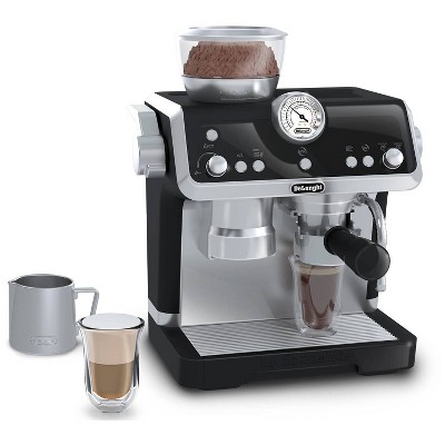 Life-like Casdon DeLonghi Toy Coffee Maker With Adorable Barista Accessories: Play Kitchen Plastic Baking Set