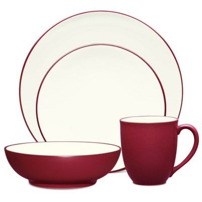Noritake Colorwave 4-Piece Coupe Place Setting
