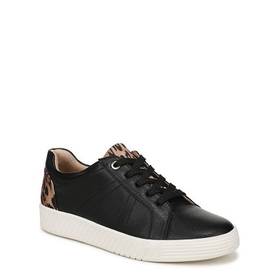 SOUL Naturalizer Women's Neela Sneaker