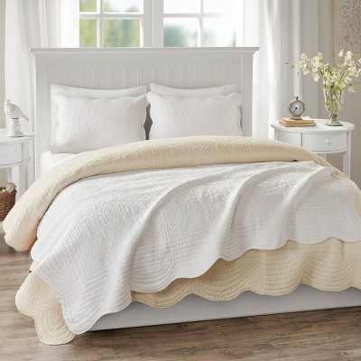 Kumasinova 60x72 Inch Oversized Quilted Throw Blanket,Soft Filled Cotton Blanket with Scalloped Edges,Cozy Throw Blankets for Bed&Couch Decor