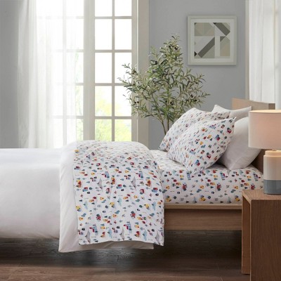 NicBex 3/4 PCS Sheet Set,White Village Print Bedding Set with 1 Flat Sheet,1 Fitted Sheet,2 Pillowcases,Bed Sheets for Women,Men,Kids,Teens