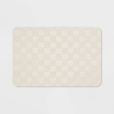 20"x30" Everyday Checked Cushion Bath Rug - Room Essentials™