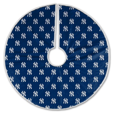 MLB Team Logo Tree Skirt