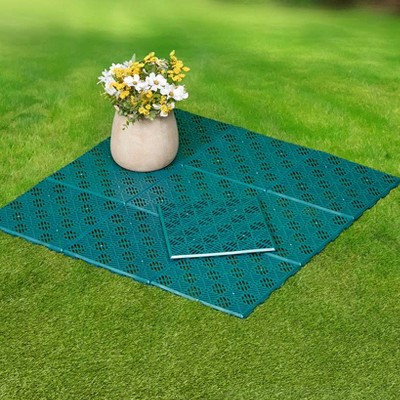 The Lakeside Collection Set of 10 Interlocking Patio or Walkway Tiles