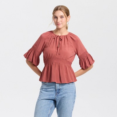 Women's Short Sleeve Smocked Blouse - Universal Thread™