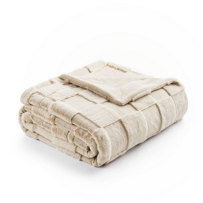 Cozy Bliss Faux Fur Throw Blanket Soft Checkered Bed Blanket for Couch, Sofa, and Bedroom
