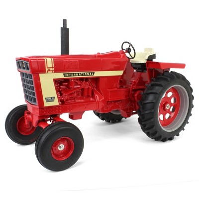 Case IH 1/8 International Hydro 100 Wide Front with Rear Fenders ZSM1625