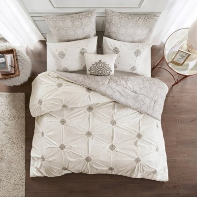 Alicia Comforter Set