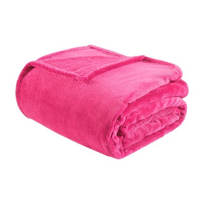 Gracie Mills Wilmer Ultra Soft Oversized Microlight Plush Blanket