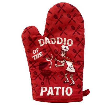 Daddio of the Patio Oven Mitt Funny Backyard BBQ Grilling Fathers Day Kitchen Glove - Crazy Dog Bakeware Gift for Dad