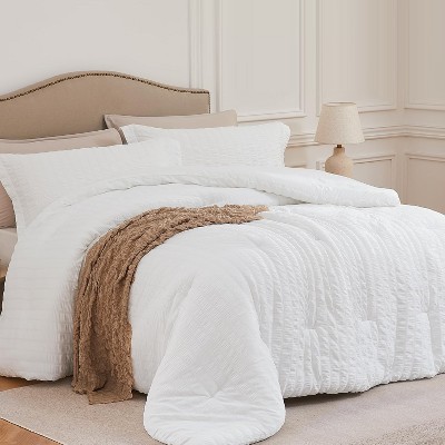 BAGOKIE 2/3 Pieces Seersucker Lightweight Bedding Comforter Set